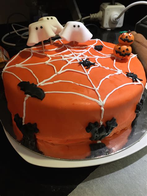 Un Bon Gâteau D'halloween Facile à Faire 1001 + exemples de déco de gâteau d'Halloween facile à réaliser soi-même